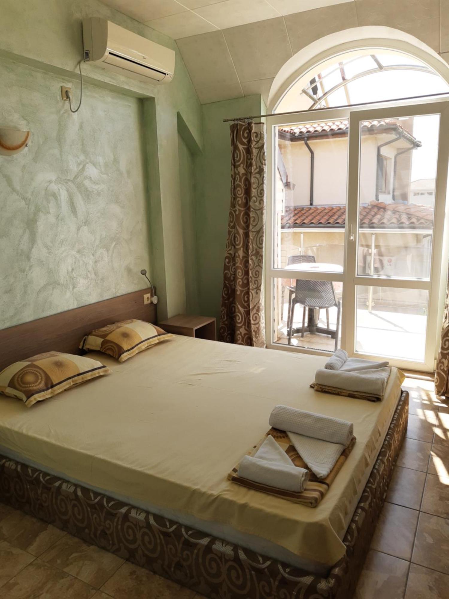 Morska Zvezda Guest House Chernomorets Ngoại thất bức ảnh
