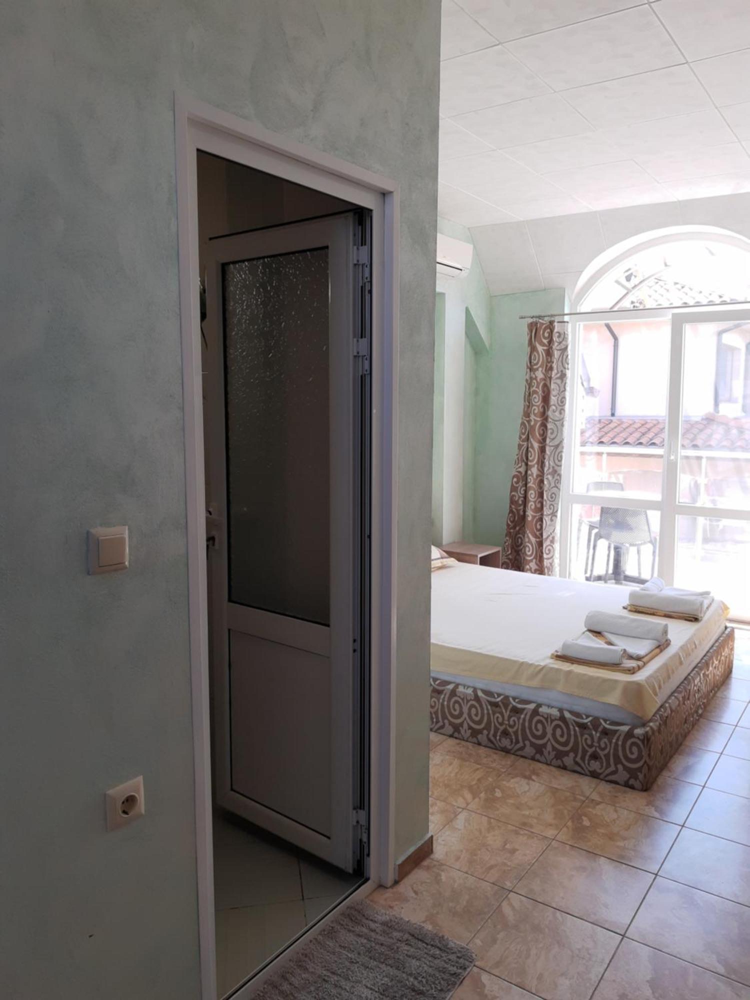 Morska Zvezda Guest House Chernomorets Ngoại thất bức ảnh