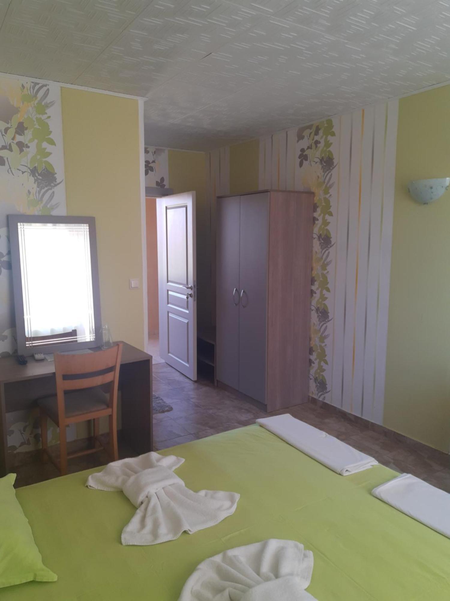 Morska Zvezda Guest House Chernomorets Ngoại thất bức ảnh