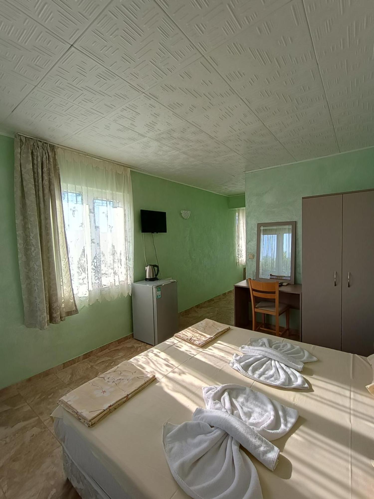 Morska Zvezda Guest House Chernomorets Ngoại thất bức ảnh