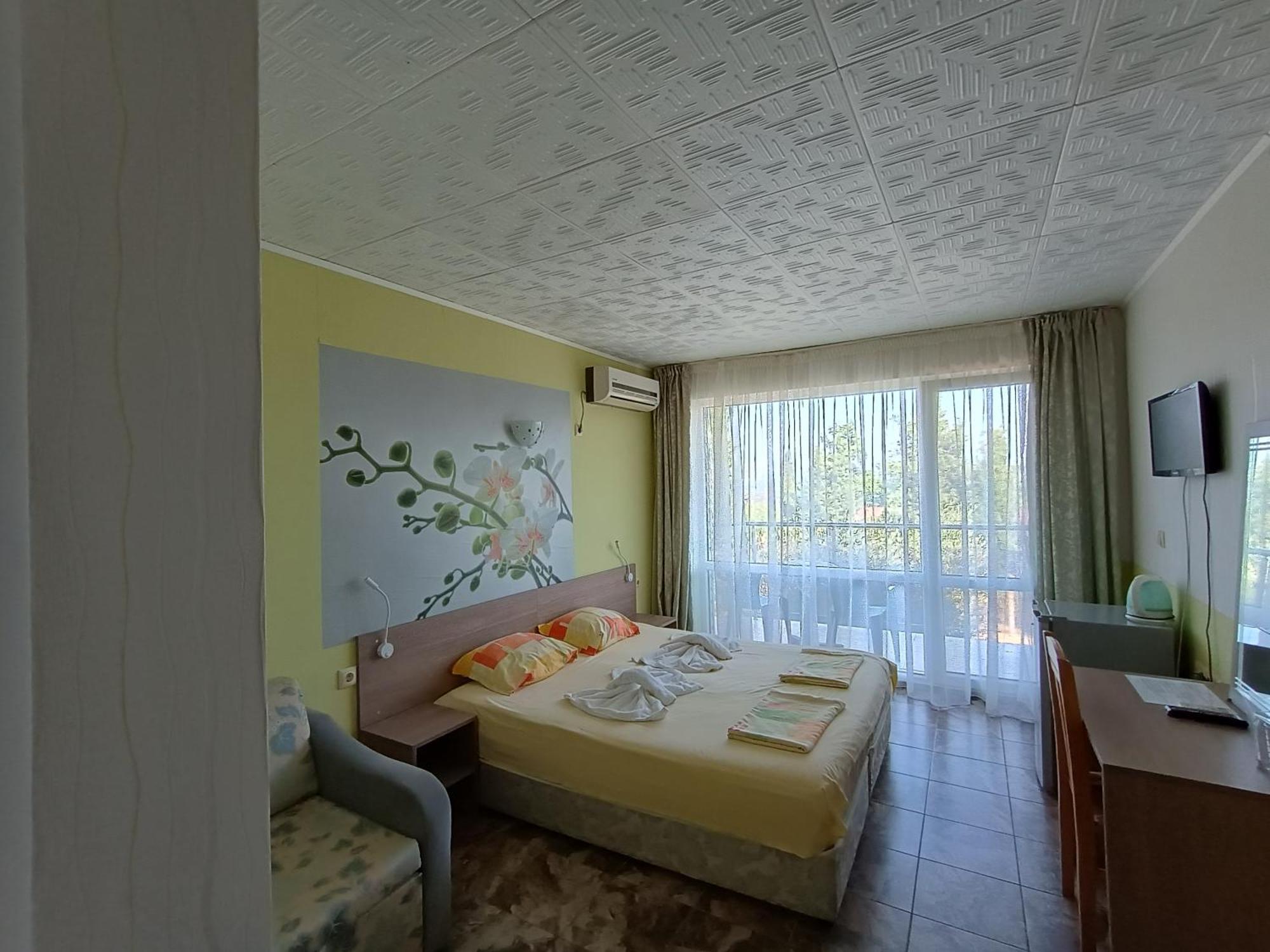 Morska Zvezda Guest House Chernomorets Ngoại thất bức ảnh