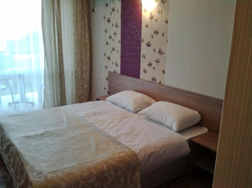 Morska Zvezda Guest House Chernomorets Ngoại thất bức ảnh